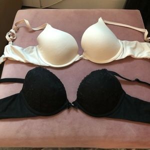 ❗️SALE ❗️32B Victoria Secrets & PINK bra bundle.
